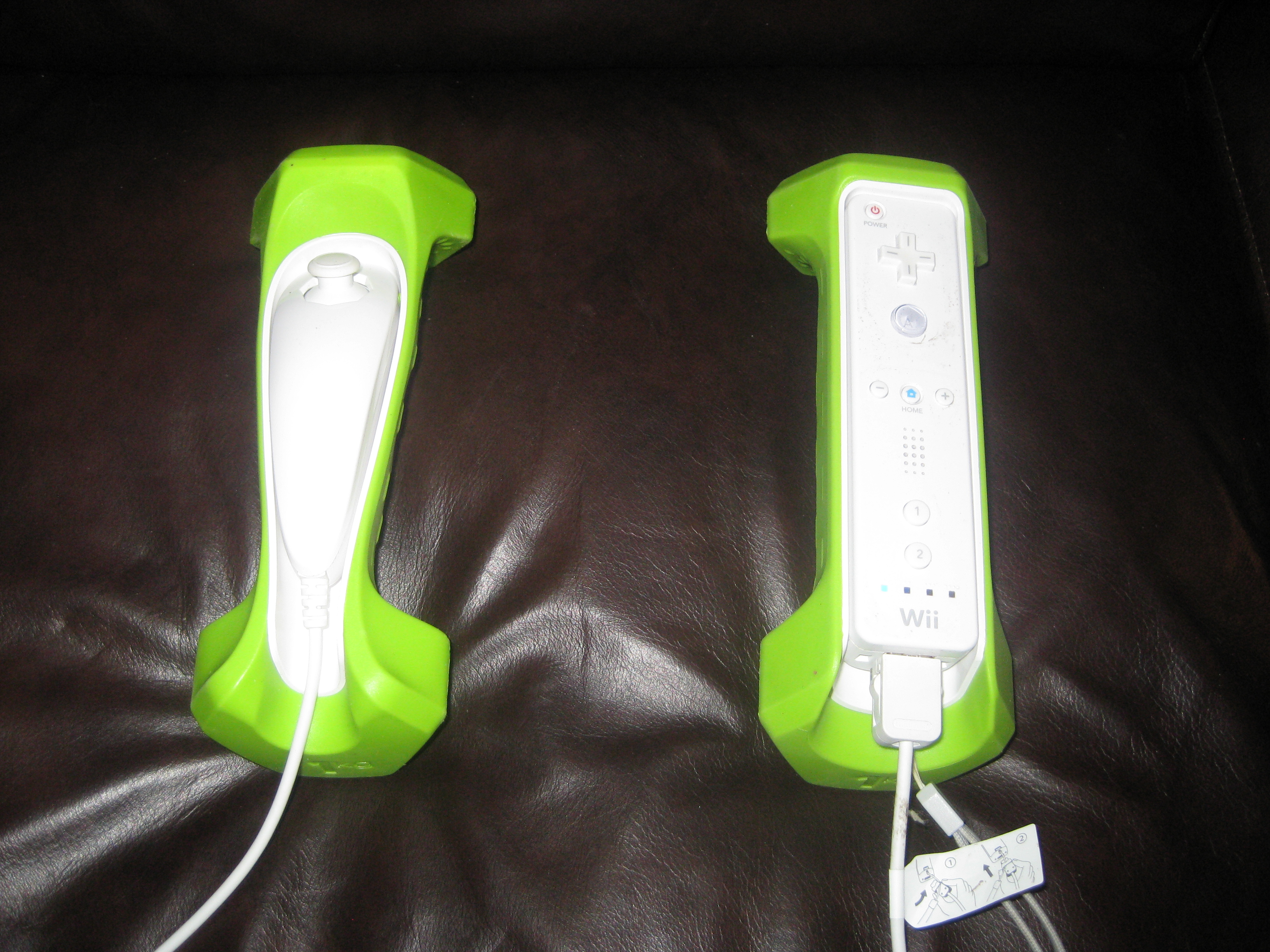 RiiFlex weights with the Wii remote and the nunchuk inserted